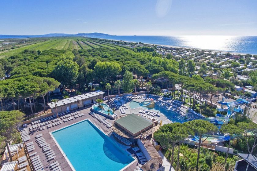 Vue aérienne du camping le castellas de Sète