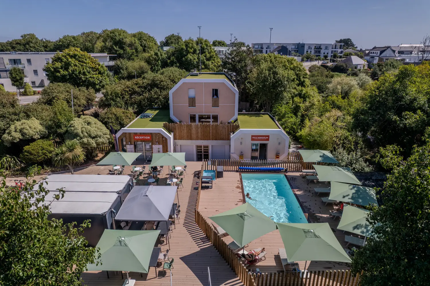 Le Camping Larmor Plage en famille !