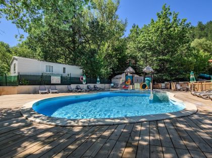 Camping La Pinède