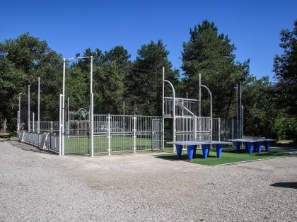 Camping La Pinède