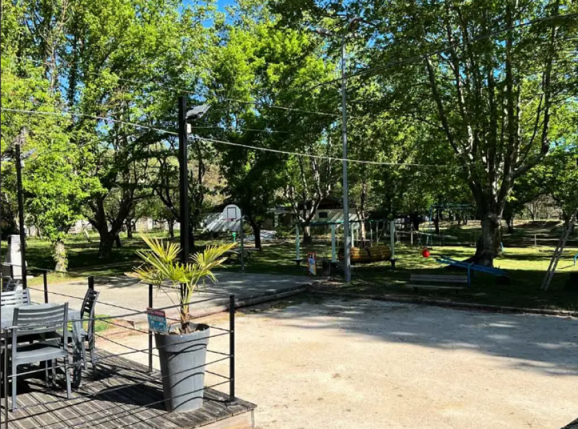Camping Le Peyrolais