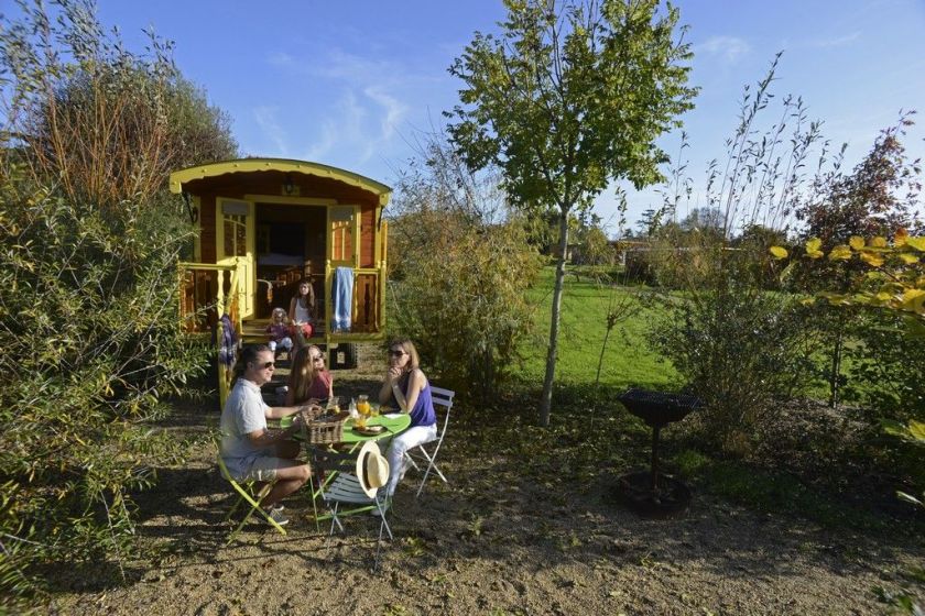 Les Roulottes, hébergement insolite idéal pour un séjour en famille