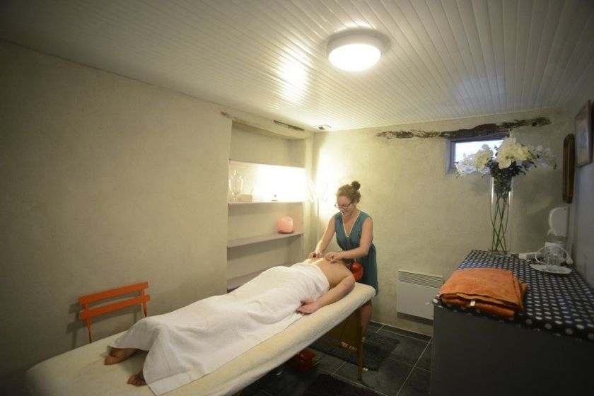 Les massages en supplément pour un instant de détente au Domaine du Moulin