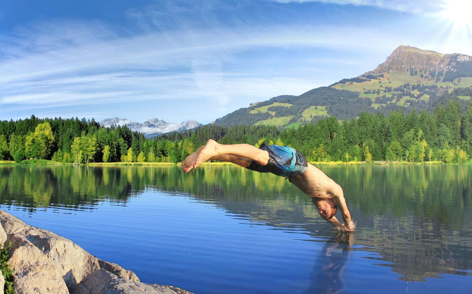 plongeon dans le lac