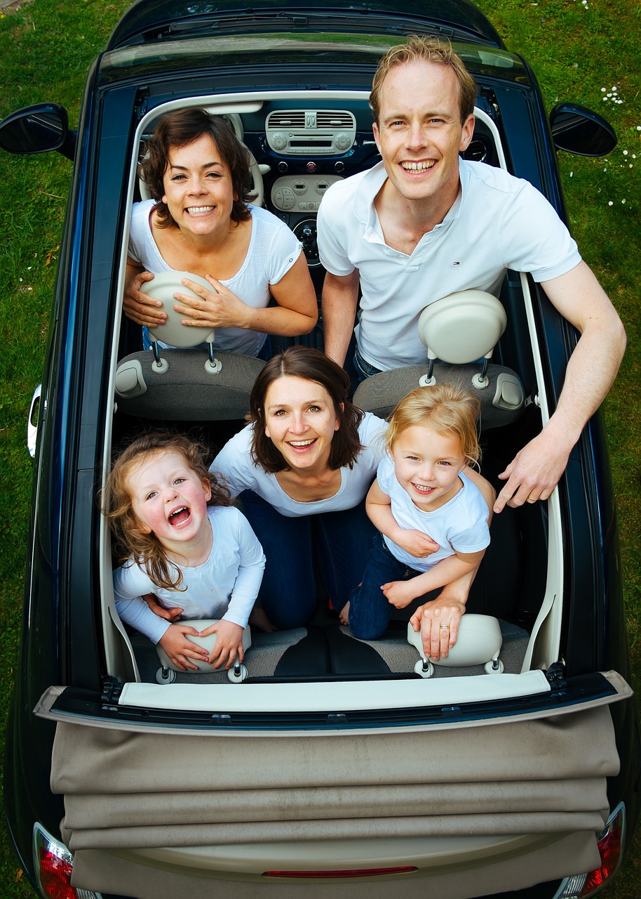 famille voiture décapotable