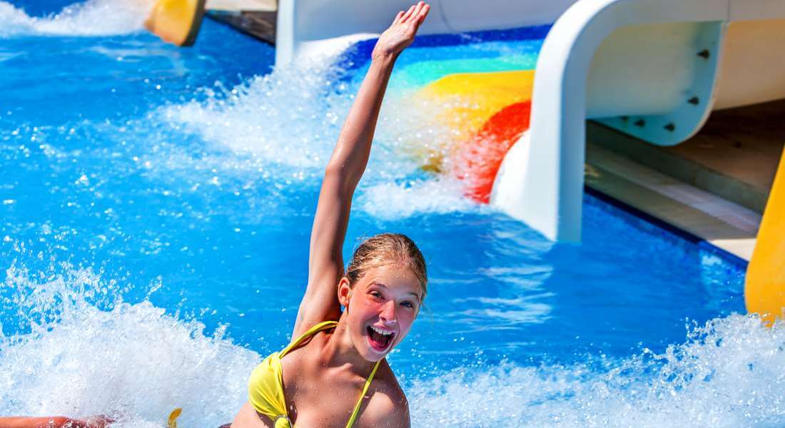 Toboggan piscine enfant